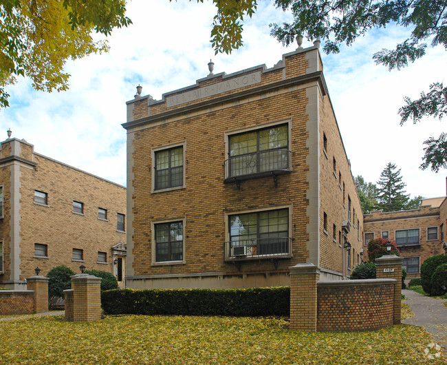 Building Photo - Bel Air Manor