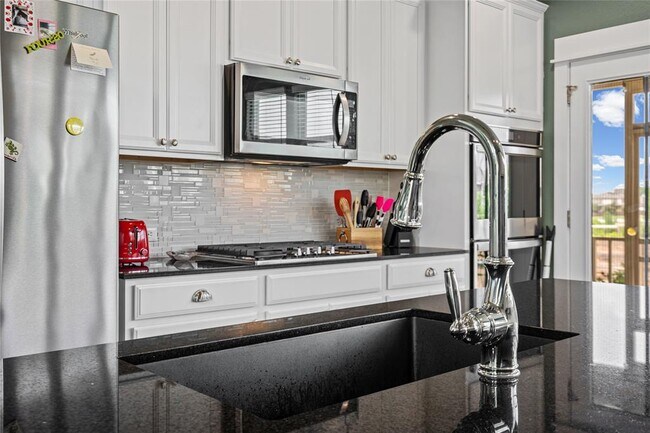 Building Photo - 3202 Betony St