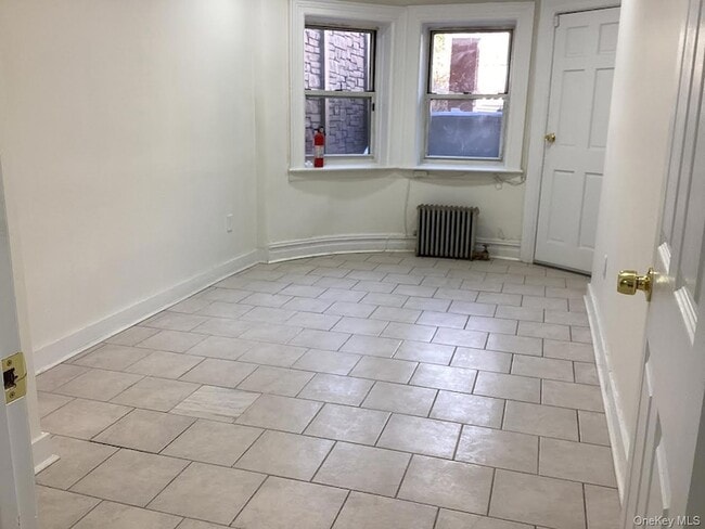 Building Photo - 60-71 70th Ave