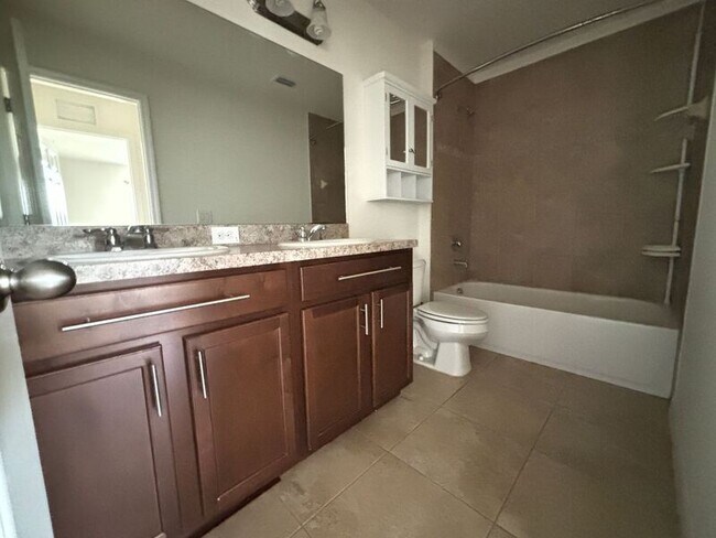 Building Photo - 10126 Celtic Ash Dr