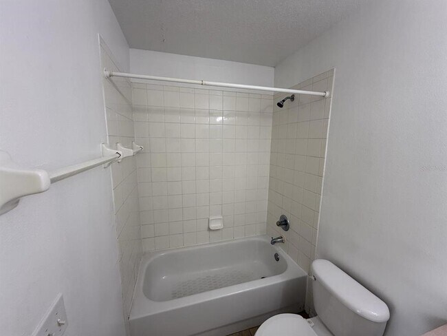 Building Photo - 316 Mango Dr