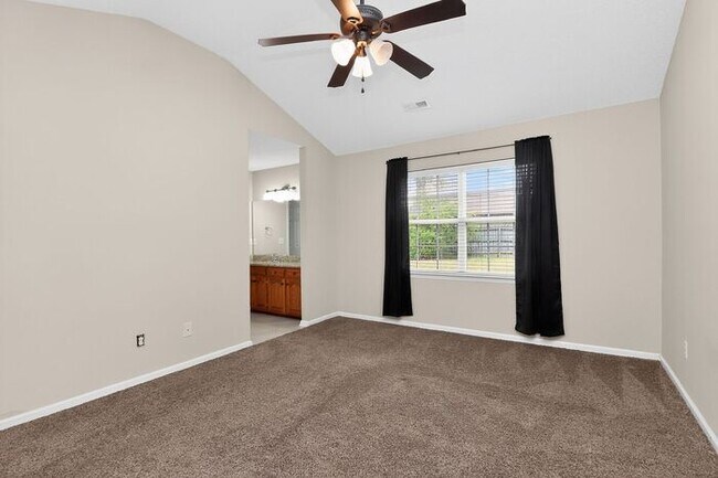 Building Photo - Charming 3BD/2BA Ranch on Large Lot in Indian Trail!