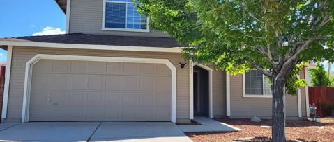 Building Photo - 2845 Tangerine Dr
