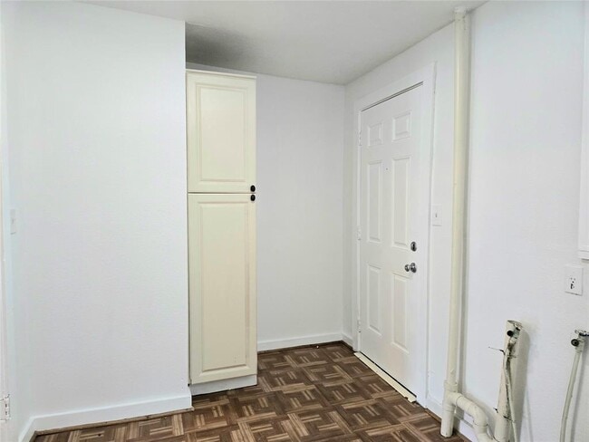 Building Photo - 5505 Harold Ct