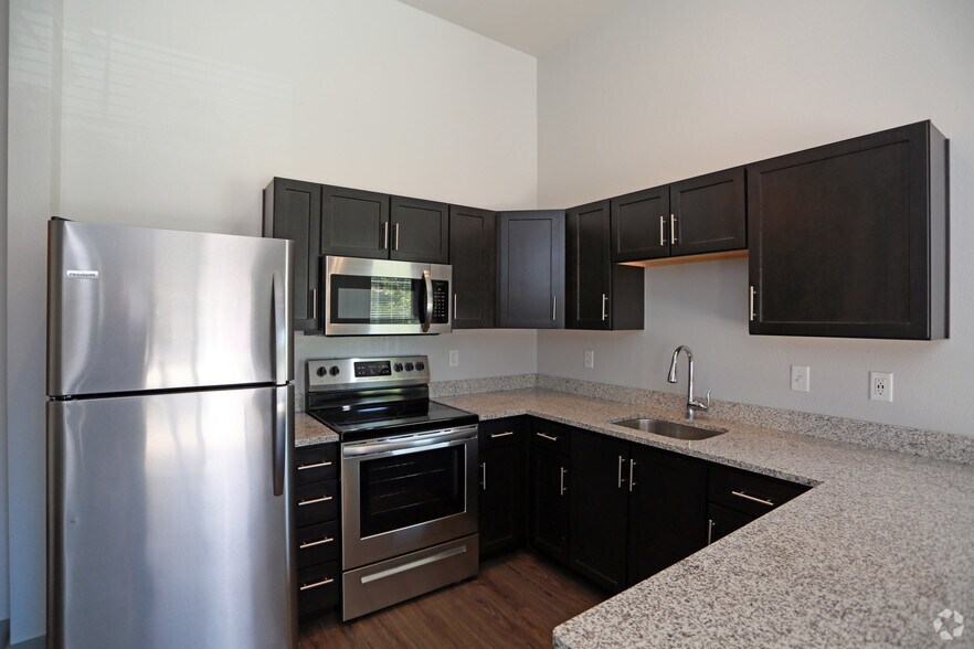 2BR, 2BA- 2B - Copperleaf Place