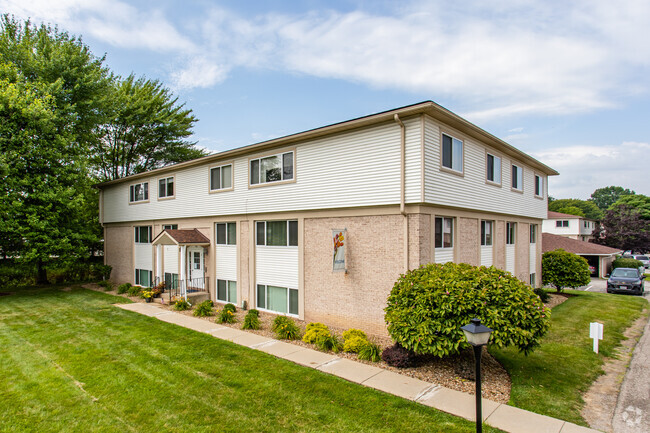 Building Photo - Cambridge Square Apartments