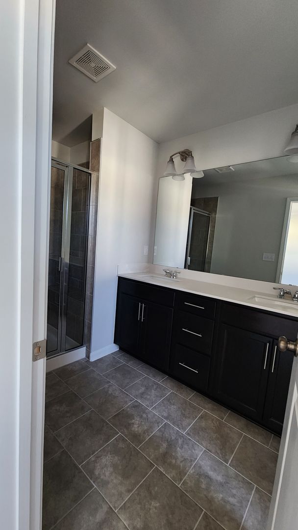 Building Photo - 2340 Chert Ln