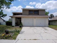 Building Photo - 4624 Landscape Dr