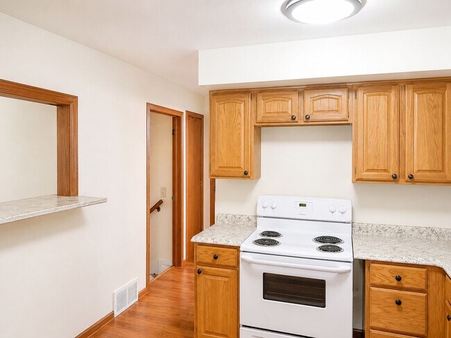 Building Photo - Click the “Apply Now” button or email wapmrentals@gmail.com for a prompt response.