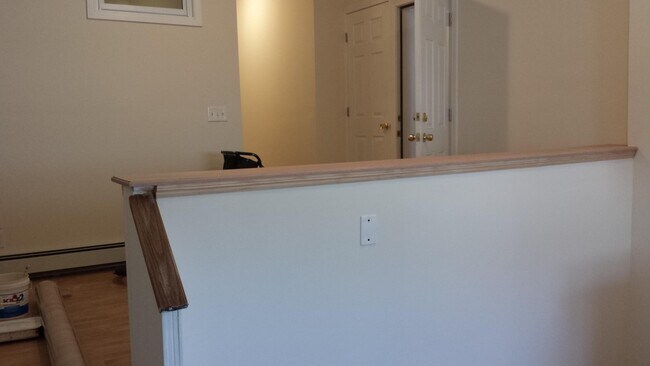 Building Photo - 231 London St