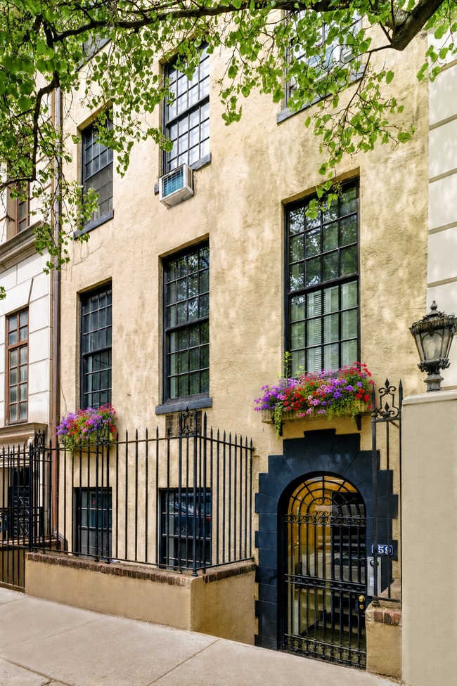 Building Photo - 159 E 63rd St