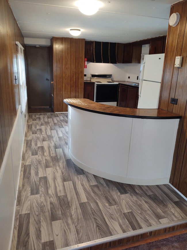 Building Photo - 2827 Forest Edge Way