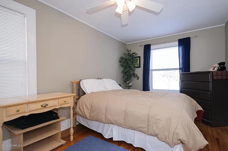 Building Photo - 301 15th Ave SW