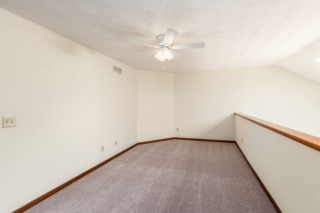 Building Photo - 8287 Talia Ct