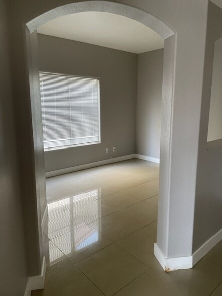 Building Photo - 6201 E Lake Mead Blvd