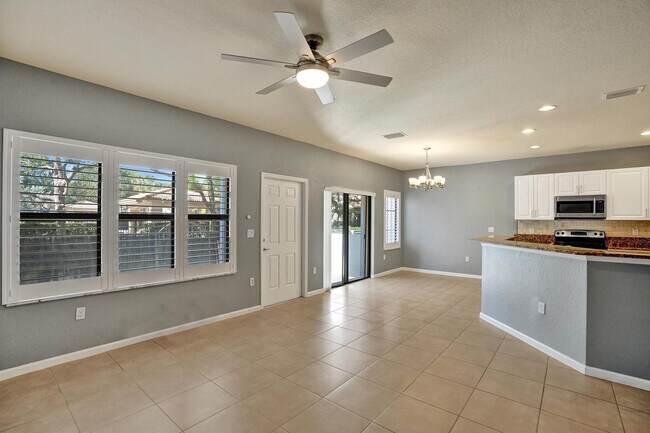 Building Photo - 6105 Grand Cypress Cir W