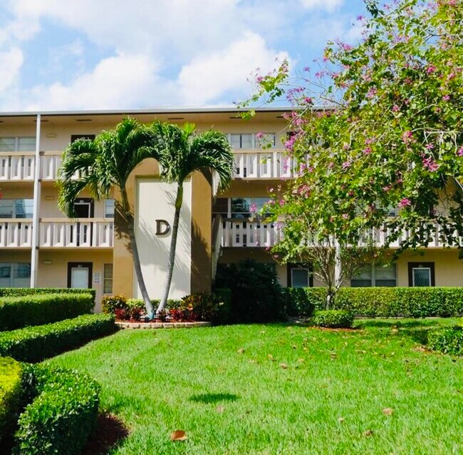 Building Photo - 151 Brighton Dr