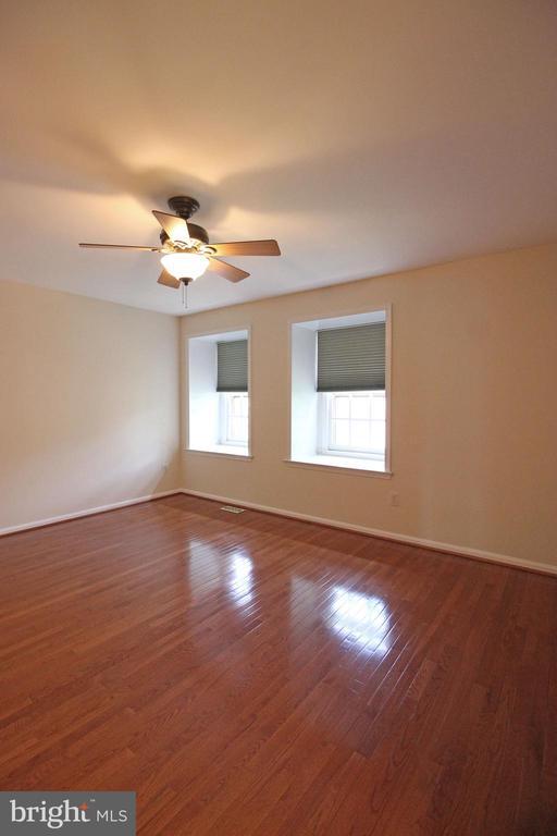 Building Photo - 5117 Bellemeade Ln