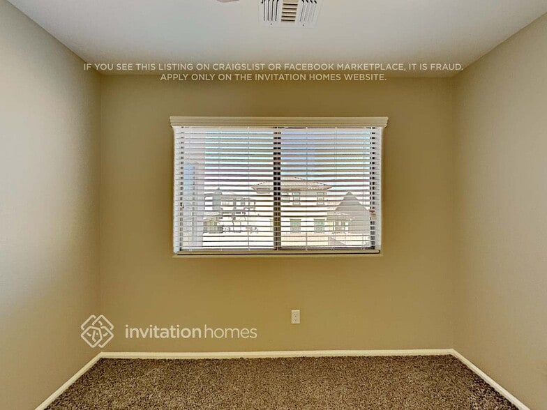 Building Photo - 16152 W Moreland St