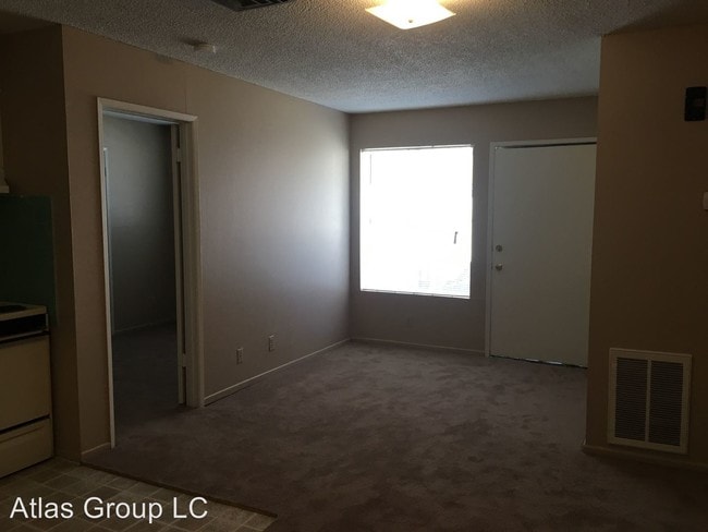 Primary Photo - 1808 Fairfield Ave