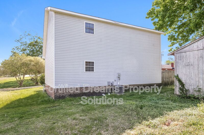 Building Photo - 4330 Alamance Rd