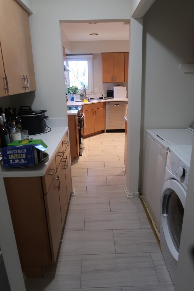 Building Photo - 4501 Deane Ct