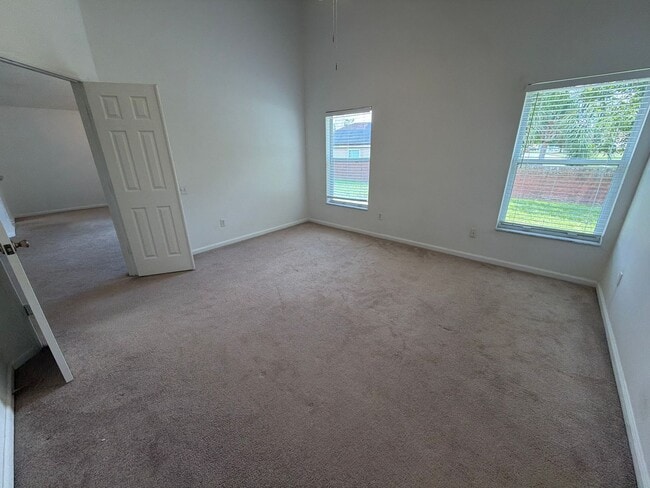 Building Photo - 1709 Pine Bay Dr