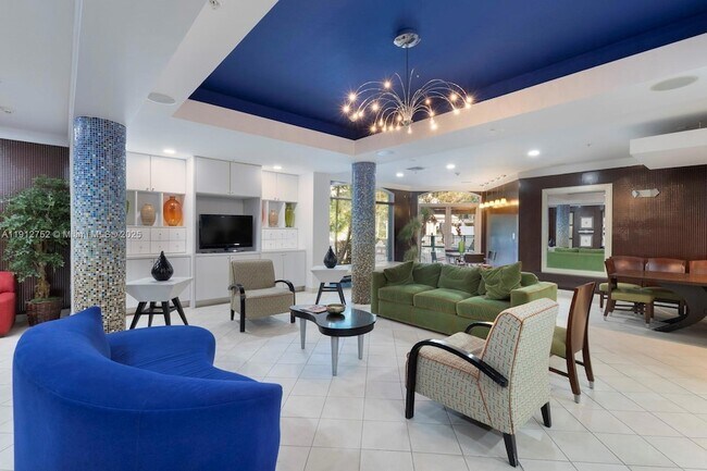 Building Photo - 6001 SW 70th St