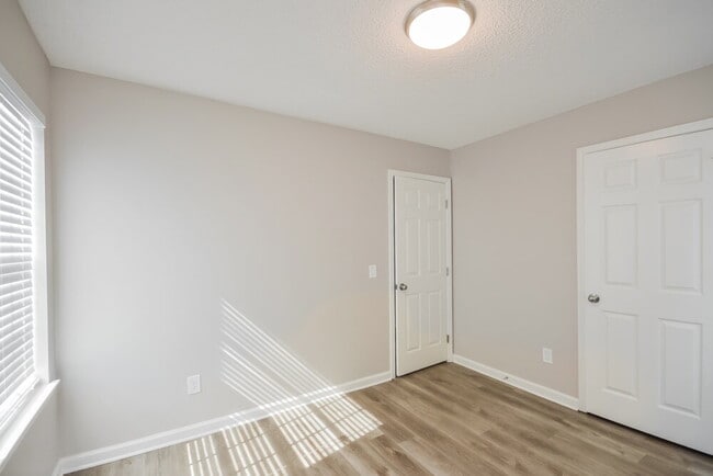 Building Photo - 40 Stone Ridge Way