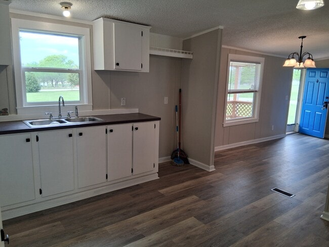 Building Photo - 110 Chinquapin Ln