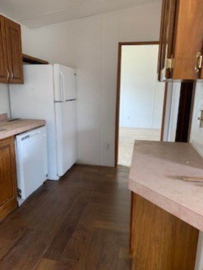 Building Photo - 2 Bedroom Mobile Home in Thornton!