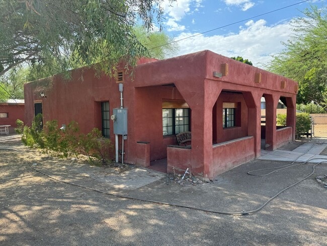 Building Photo - Cozy 2 Bedroom Home in Yuma AZ.