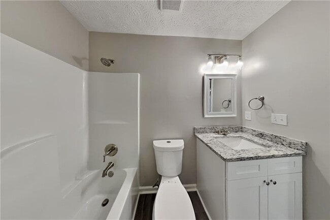 Building Photo - 20 Bridge Trail