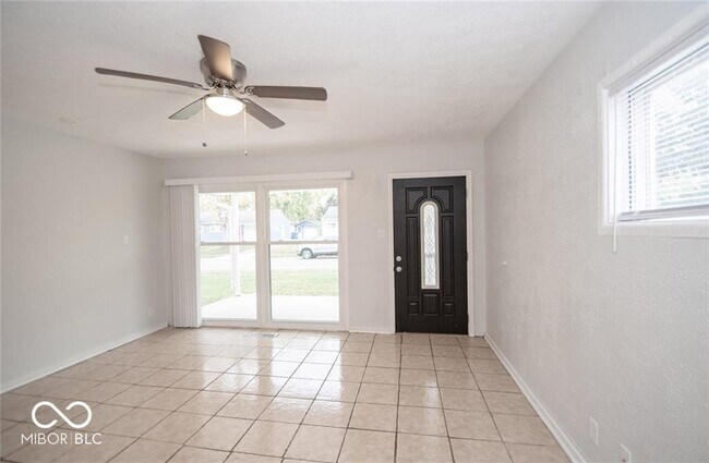 Building Photo - 4610 Karen Dr