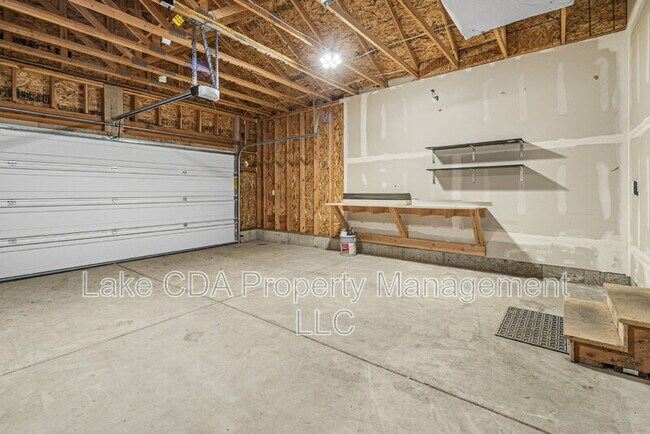 Building Photo - 3995 W Belgrave Wy