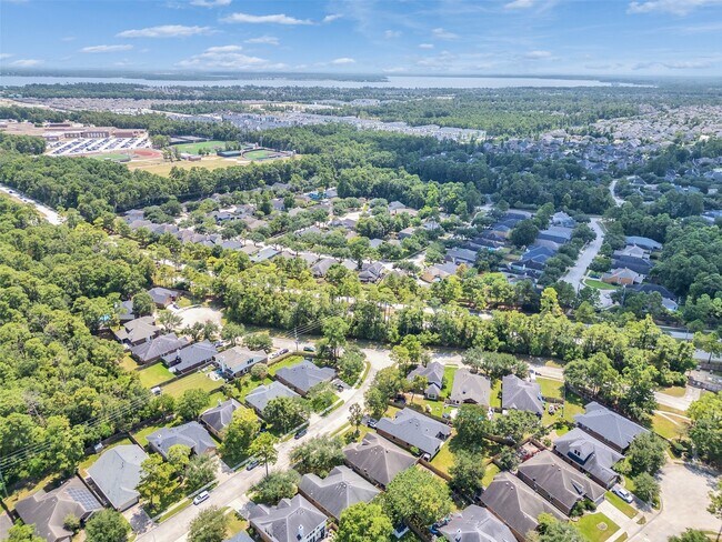 Building Photo - 18011 Outback Lakes Tr