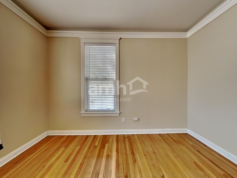 Building Photo - 408 Hydrangea St