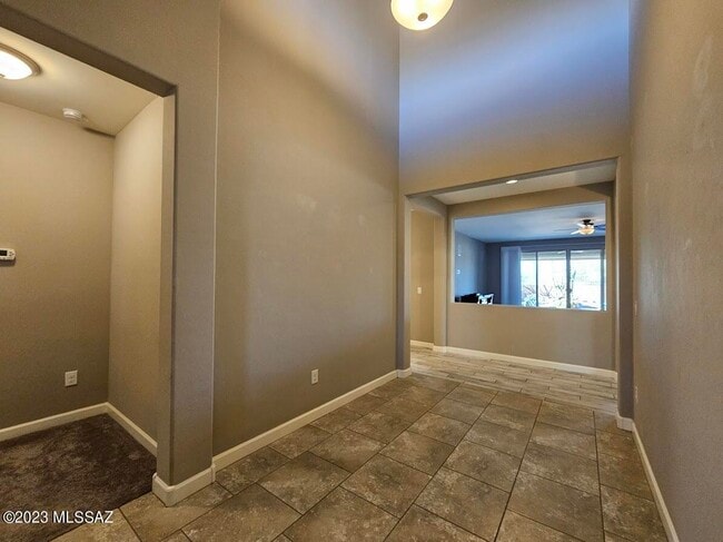 Building Photo - 9831 N Melandra Way