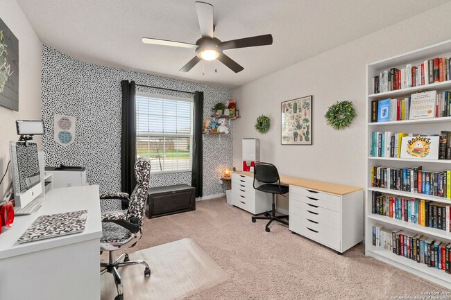 Building Photo - BEAUTIFUL 4-BEDROOM, SINGLE-STORY HOME IN ...