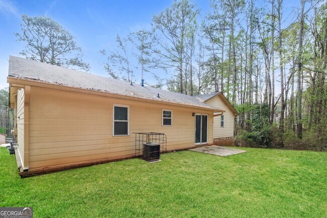 Building Photo - 307 Hamilton Glenn
