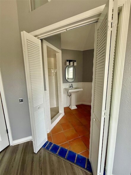 Building Photo - 2905 Six Gun Trail