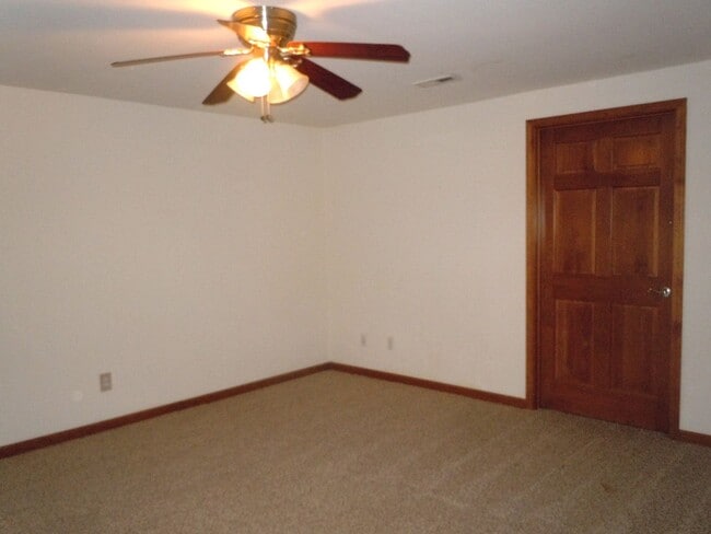 Building Photo - 1811-1817 Parkview