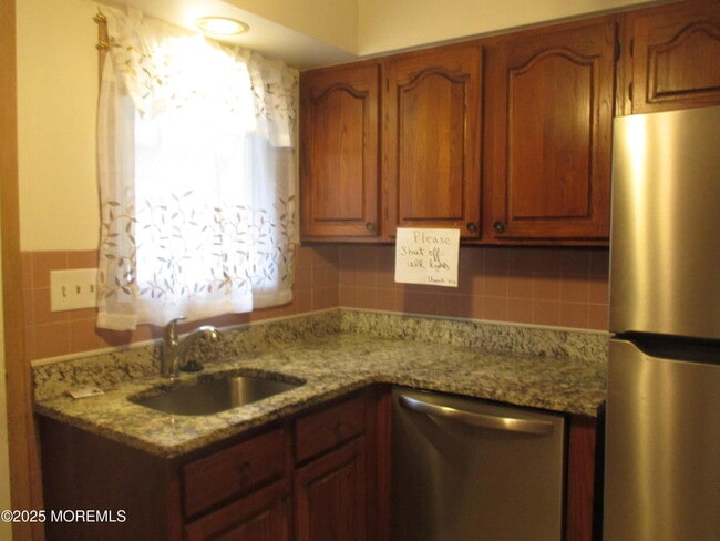 Building Photo - 89D Dorchester Dr