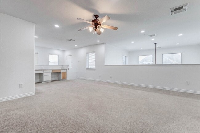 Building Photo - 26511 Cresent Cove Ln