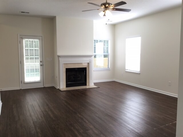 Building Photo - 1425 Gemstone Blvd