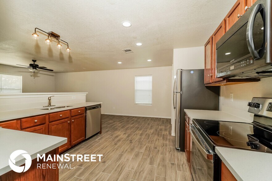 Building Photo - 8002 Derby Vista
