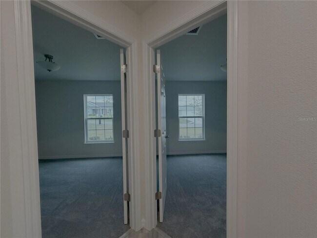 Building Photo - 678 Walkertown Dr