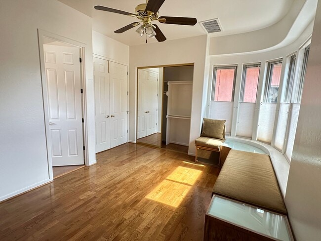 Building Photo - HOUSE - SEDONA - 4 BEDROOM HOME
