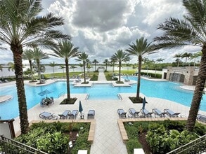 Building Photo - 1694 Hoot Owl Holw