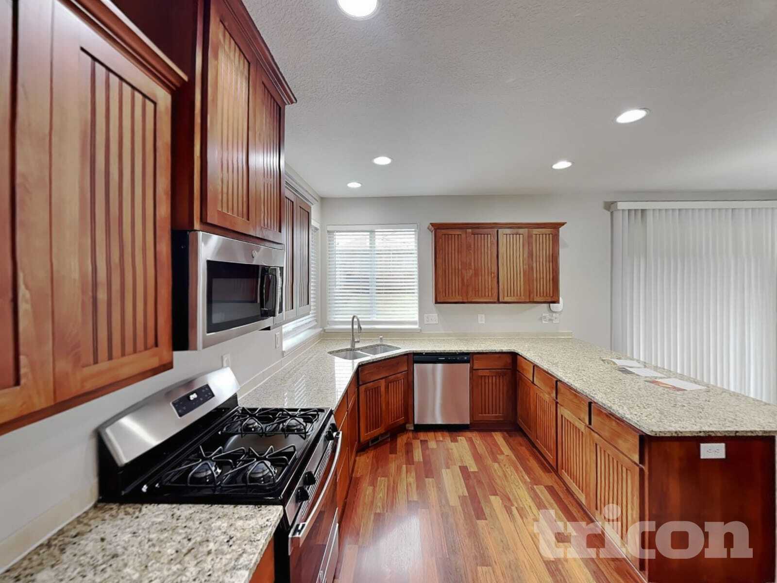 Building Photo - 6500 NE 86th Ave